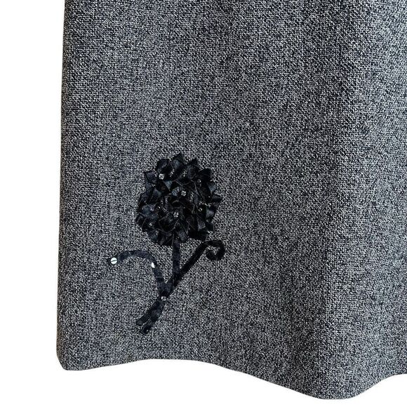 Melrose grey tweed like shirt with flower‎ detail. - Picture 2 of 7